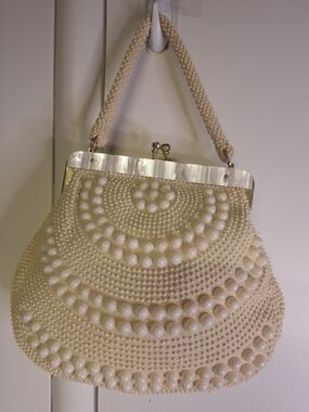 Cream Beaded Pearl-Accent Top-Hand Held Vintage Purse